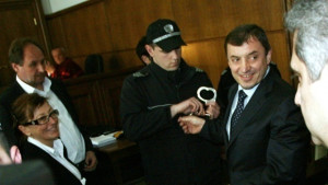 Разпитват Алексей Петров за убийството на ямболска адвокатка