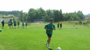 Дончо Атанасов вероятно аут срещу Литекс Лазаров с бегови тренировки