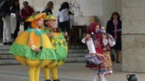 Севлиевци участваха в Празника на сливата и троянската сливова ракия