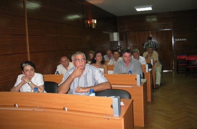 Кратка сесия на общинския съвет в Ямбол