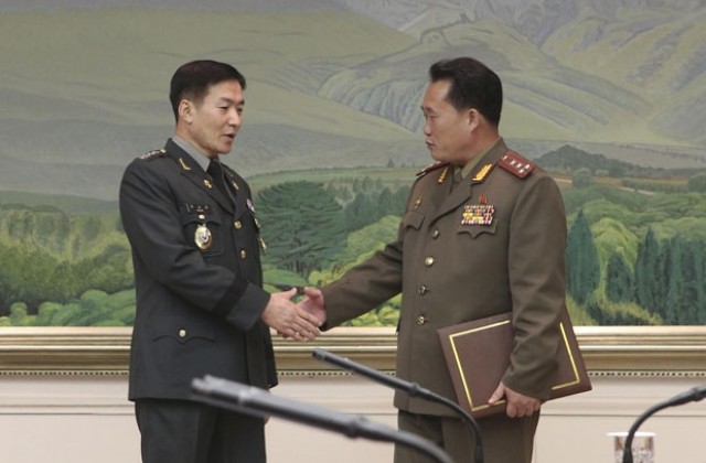 Без напредък приключиха военните преговори между двете Кореи