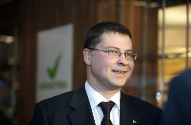 Управляващата коалиция на Латвия с голямо мнозинство в новия парламент