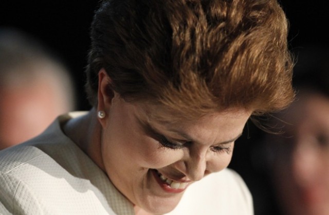 Дилма Русеф обеща кураж и енергия, за да спечели изборите в Бразилия