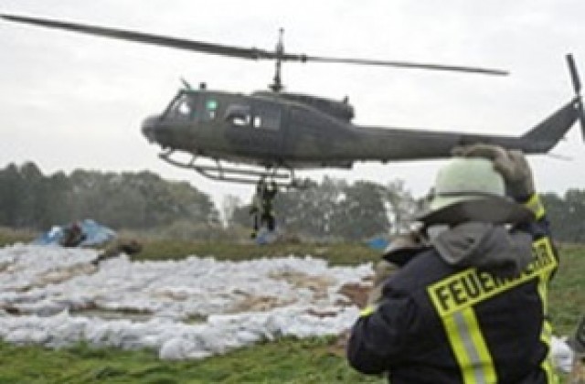 Военноморските сили получиха три хеликоптера