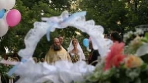 Три двойки ще се женят на 1010 в Ямбол други