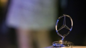МерцедесБенц изтегля 85 000 коли в САЩ заради потенциален проблем