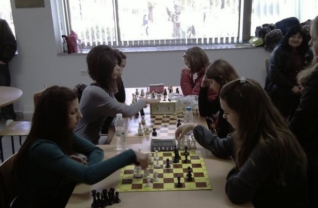 Зонални турнири по шахмат се проведоха в Ловеч