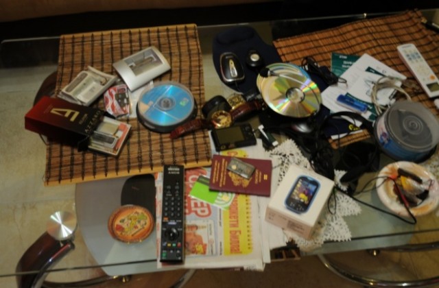 Антимафиоти задържаха двама за източване на банкови сметки