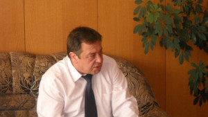 Кметът и екипът му ще участват в среща на местните