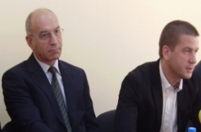 Обсъждат проблемите на болниците
