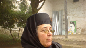 Искат частица от мощите на Св Петка в изгорелия манастир