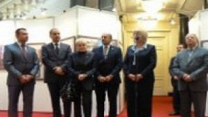 Откриха фотоизложба в Народното събрание в чест на Кольо Фичето