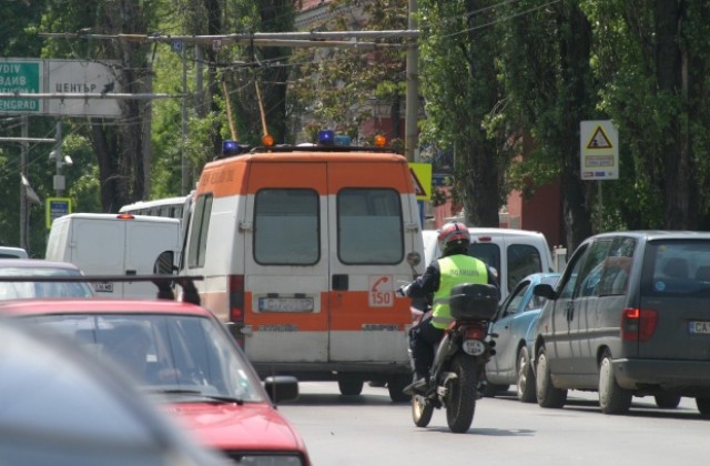 Психичноболен перничанин скочи от осмия етаж