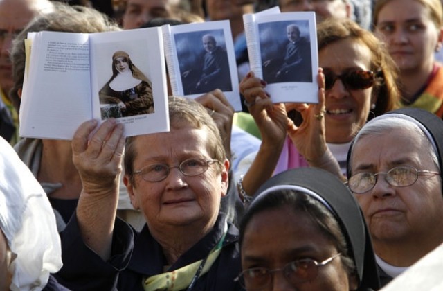 Папата канонизира шестима светци, сред които първата жена светец на Австралия