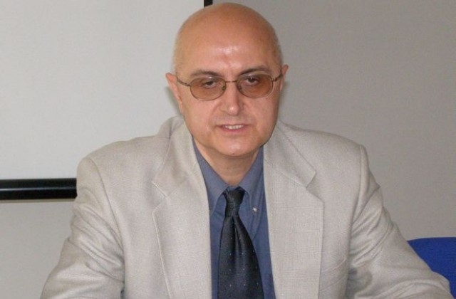 Българските лекари честват днес своя празник