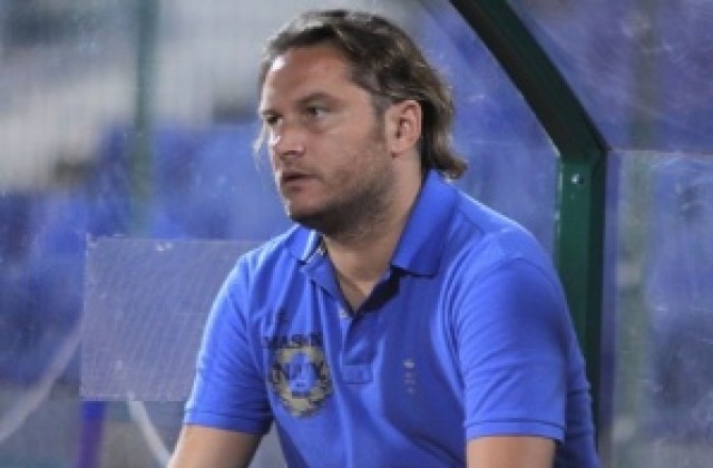 Велизар Попов е бил освободен веднага след мача с Монтана