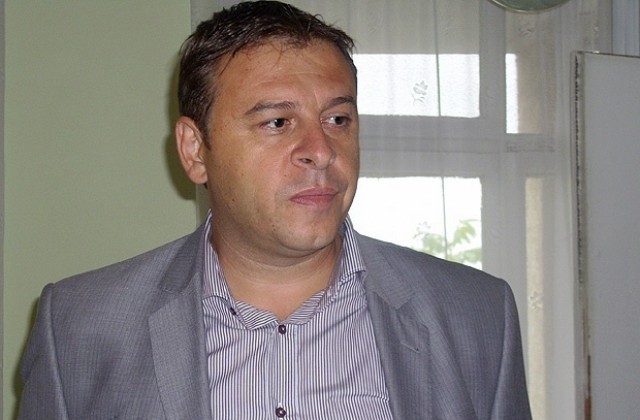 Датчанин завлечен от фирма на депутат