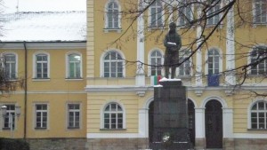 Започна приемането на оферти за новото крило на Априловската гимназия
