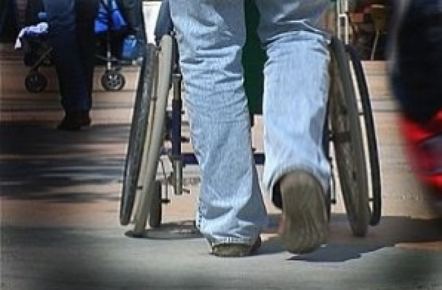 Предвиждат индивидуален бюджет за личните асистенти