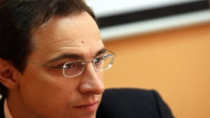 Над 40 от работещите са нископлатени