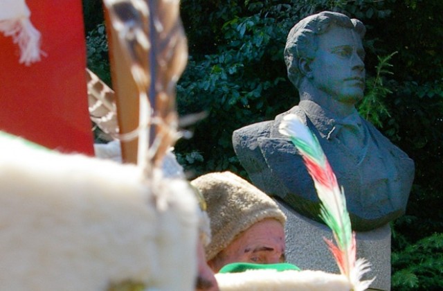 Алеята на бележите българи в Борисовата градина влиза в мрежата