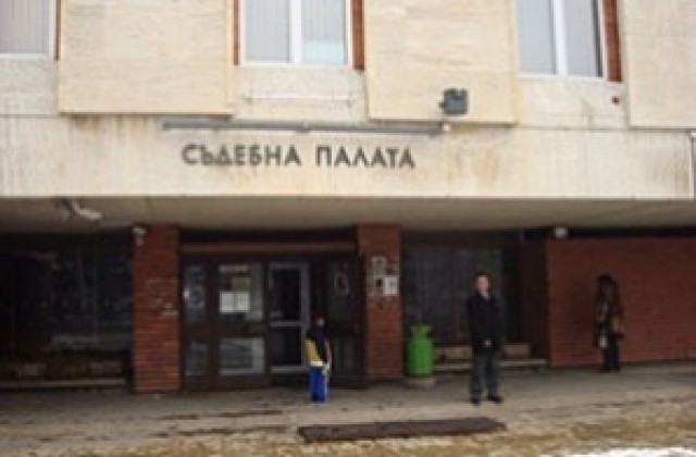 Гледат делото за злоупотреби с терени на Карандила