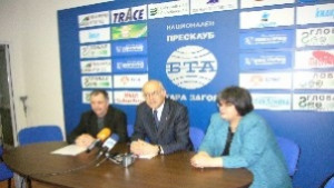 Р Димитров Научих от медиите за уволнението на Динева