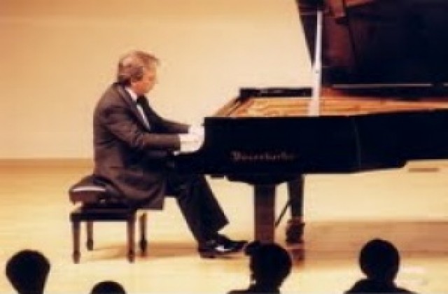 АББА, Брамс и Бетовен на сцената на Варненската опера