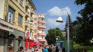700 габровци подкрепиха подписката срещу строежа на храм на Свидетели