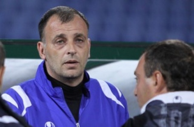 Здравков: Да ме извинява президентът, но само аз освобождавам играчи