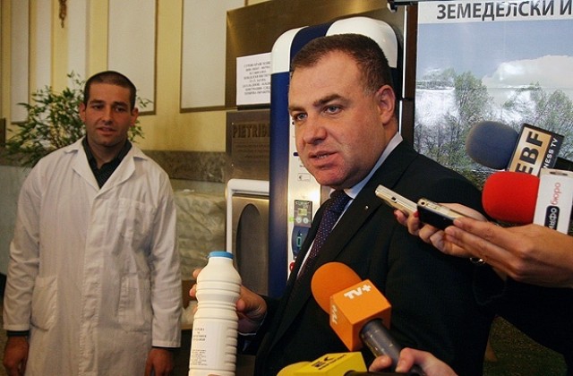 Министър Найденов открива няколко изложби в Интер експо център