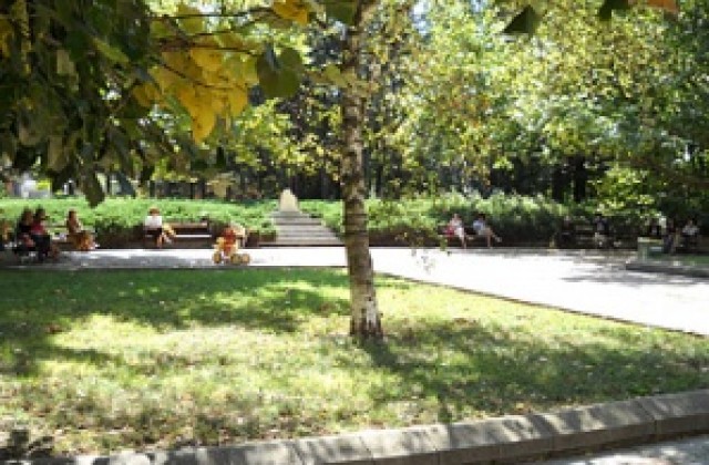 Какво се случи с паметниците в демокрацията?