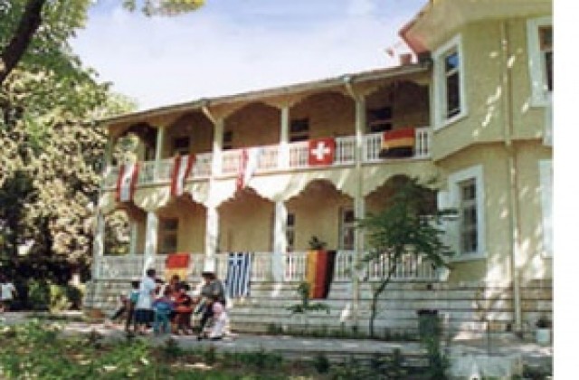 Карин дом домакин на кръгла маса за детското развитие