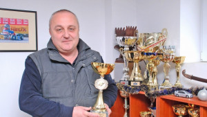 Етър Рейсинг тим за втори път е отборен шампион на