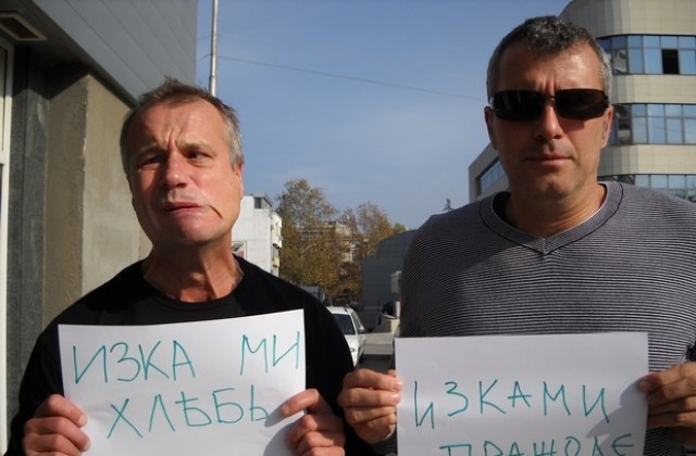 „Шведска маса” : Пържоли, хляб и заплати за Eнтелегенцията!