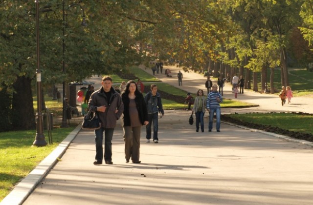 Слънчево и ясно време през уикенда