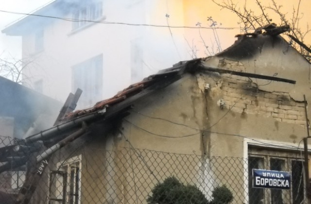 Къща горя в Габрово