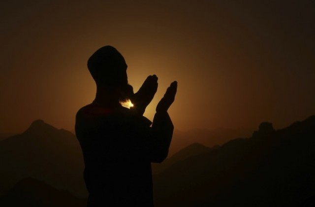 Мюсюлманите празнуват Курбан Байрам