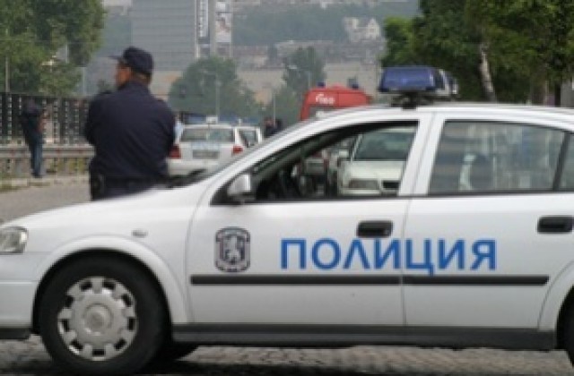 Задържаха крадла, обявена за издирване