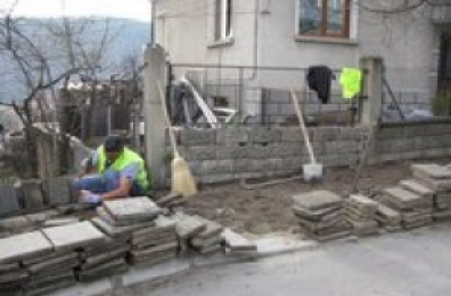 40 души от Община Трявна започват работа, след издържан курс по ОП Развитие на човешките ресурси