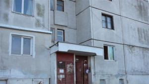 Реинтегрирано момиченце е било малтретирано от майка си