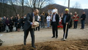 Стартира проектът за укрепване на свлачището на ул Топлеш