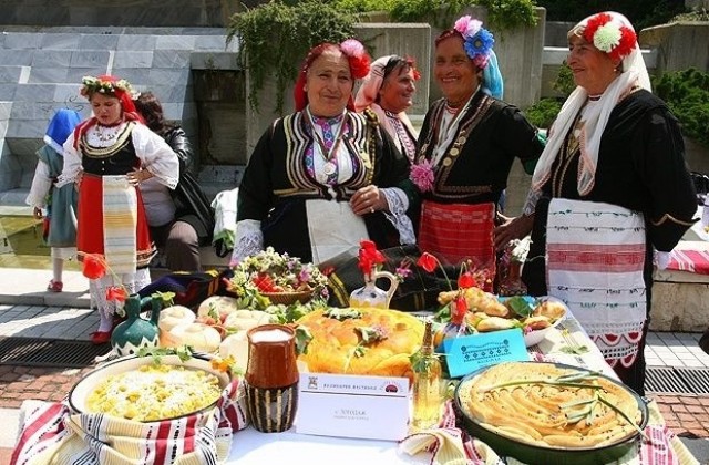 Седянка събира самодейци и любители на занаятите