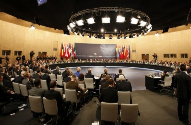 Лисабонската среща очерта предизвикателствата пред НАТО