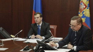 Медведев започна да решава проблемите на руснаците в режим онлайн