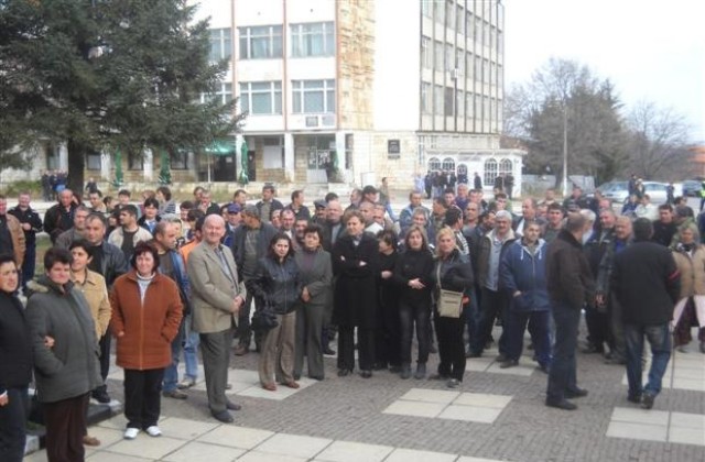 Около 150 тютюнопроизводители протестираха в Каолиново