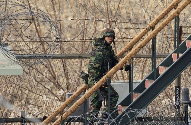 Южна Корея и САЩ започват съвместни военноморски маневри в Жълто море