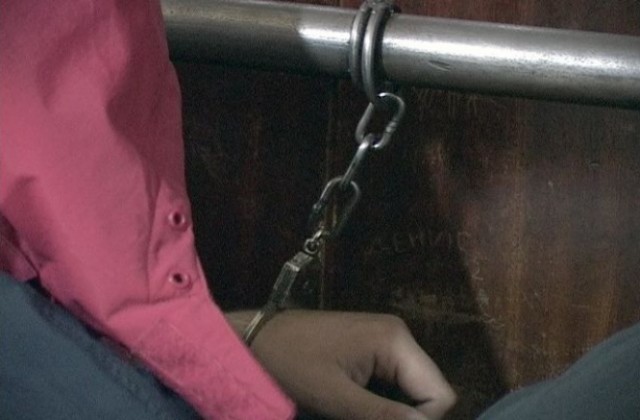 Арестуваха футболни хулигани в столицата