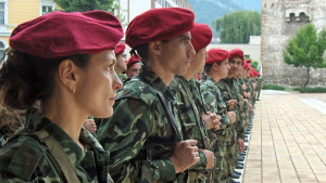 Административни пречки отлагат митинга за военното поделение