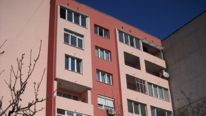 Бл 355 от столичния Младост3 се представя в Димитровград